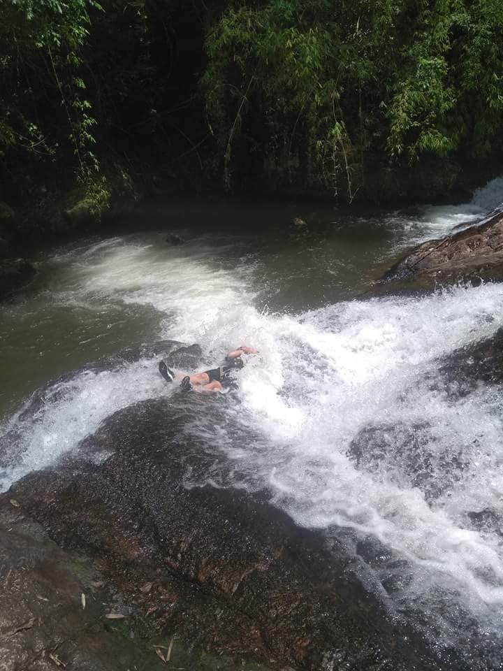 36370335_10204529316428429_2865329402223263744_n